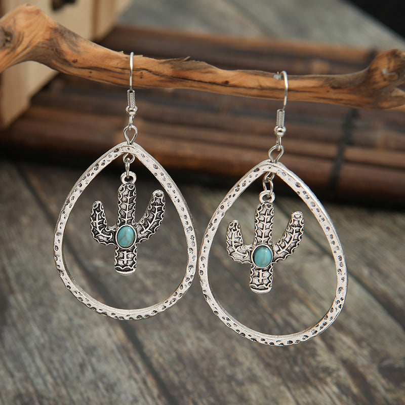 Orecchino artigianale delicato