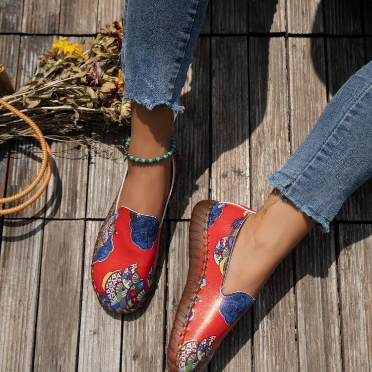 Sneakers Ortopediche Aggraziate dal Look Moderno