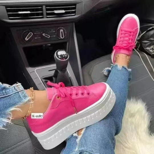 Scarpe Ortopediche Aggraziate dal Look Moderno