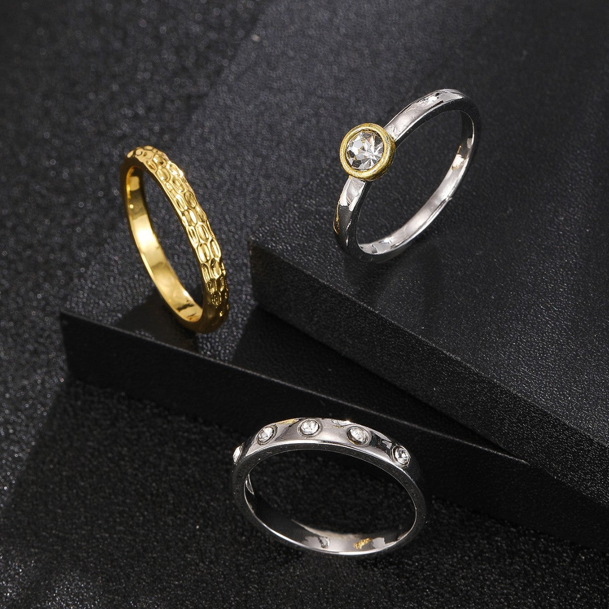 Anello stupendo per uso quotidiano