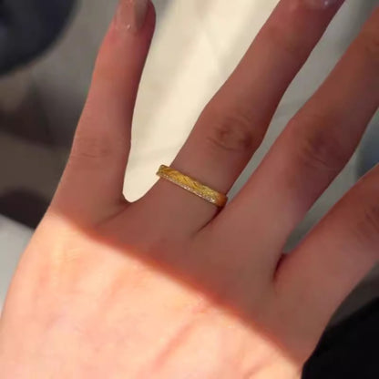 Anello bellissimo con stile unico