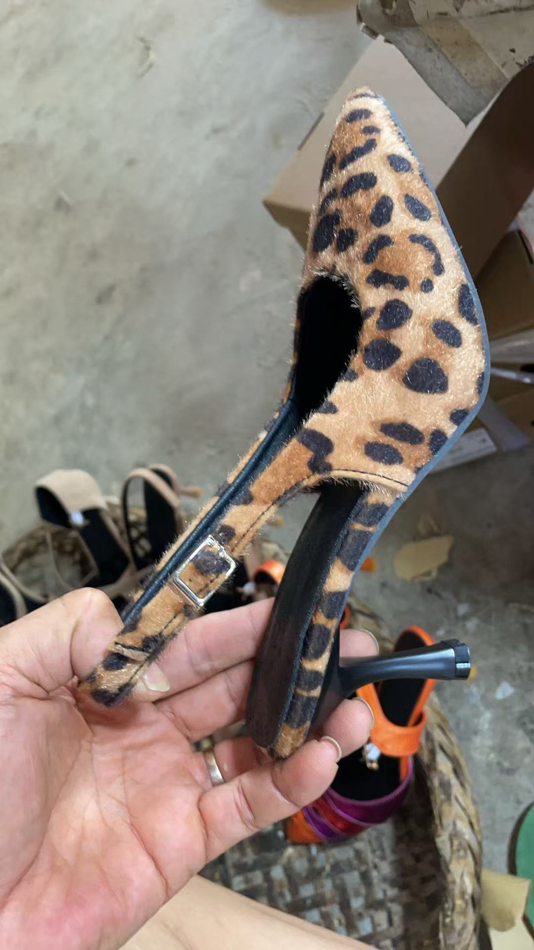 Sandali Ortopediche Eleganti per Ogni Passo