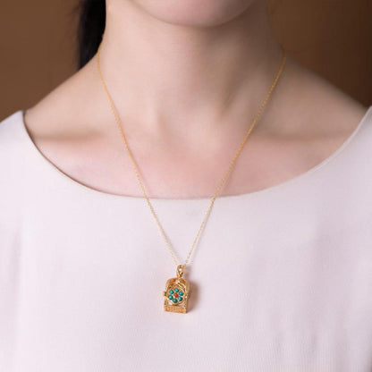 Oro Collana bellissimo con stile unico