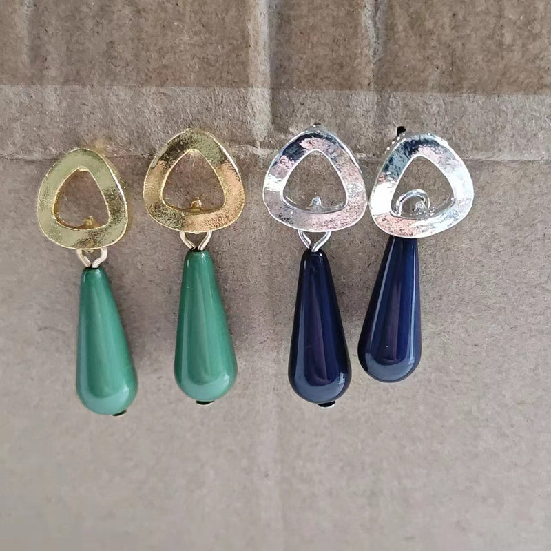 Orecchino classico dal fascino senza tempo