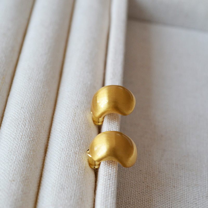 Oro Orecchino vintage fatto a mano