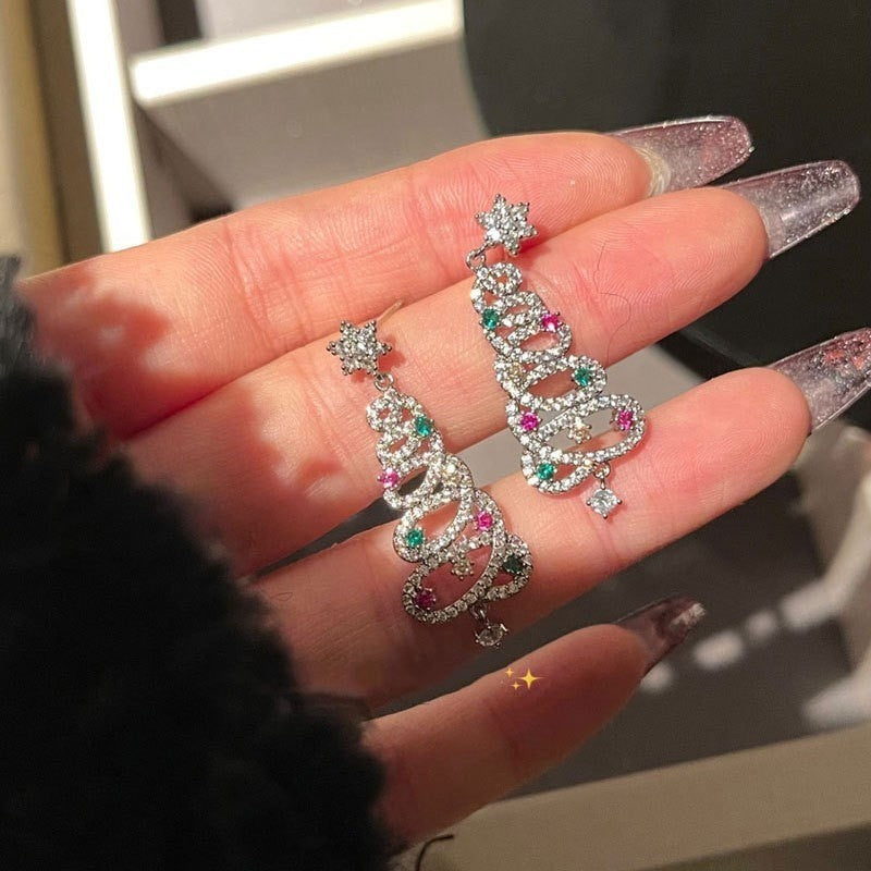 Orecchino elegante per ogni occasione