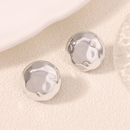 Orecchino artigianale delicato