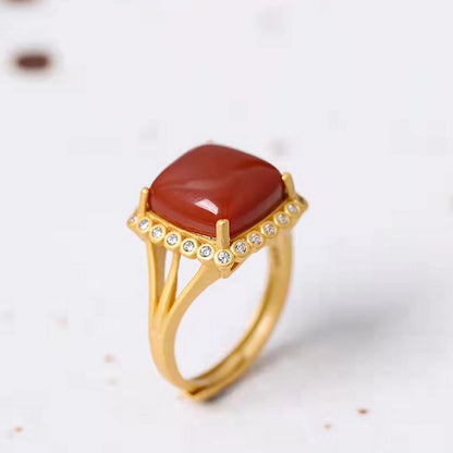 Oro Anello bellissimo con stile unico
