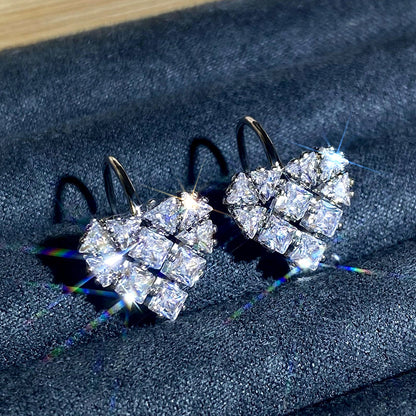 Orecchino bellissimo con stile unico