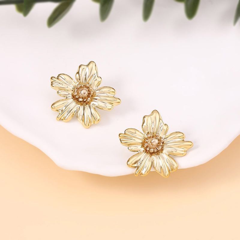 Orecchino vintage fatto a mano