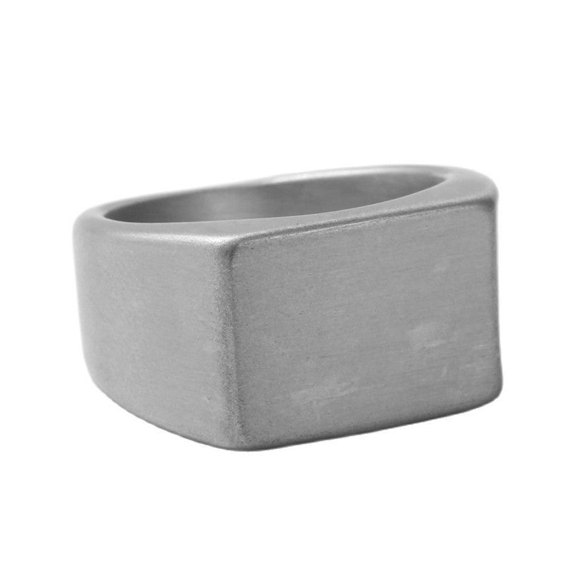 Anello classico dal fascino senza tempo