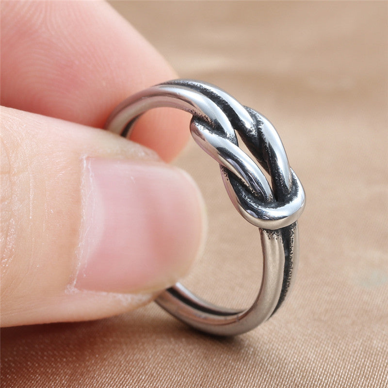 Anello artigianale delicato