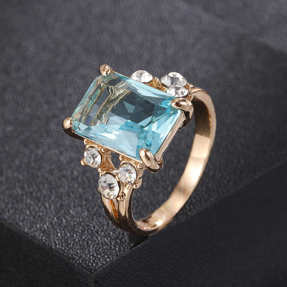 Anello romantico per momenti speciali