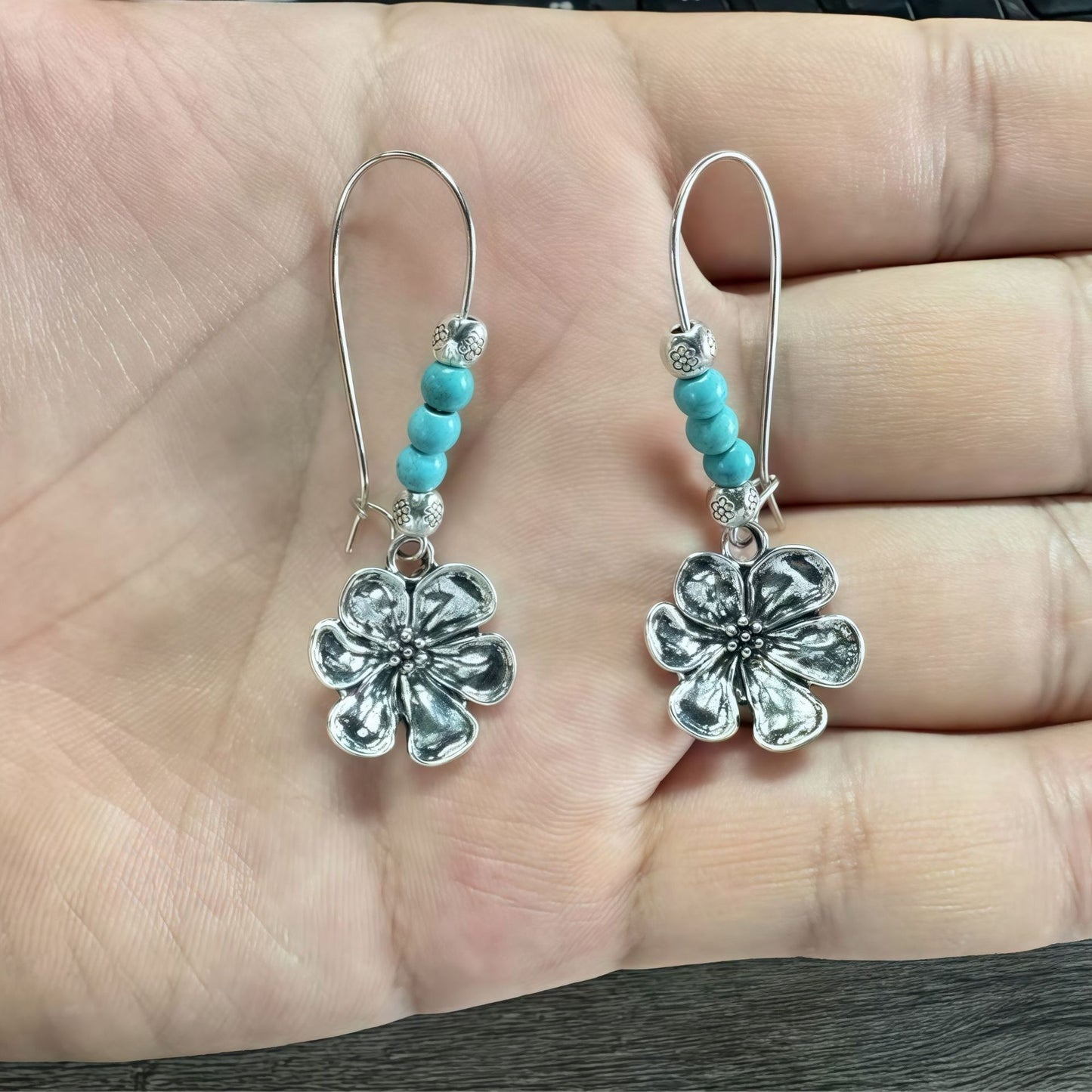 Orecchino bellissimo con stile unico