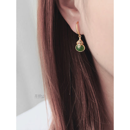 Argento Orecchino bellissimo con stile unico