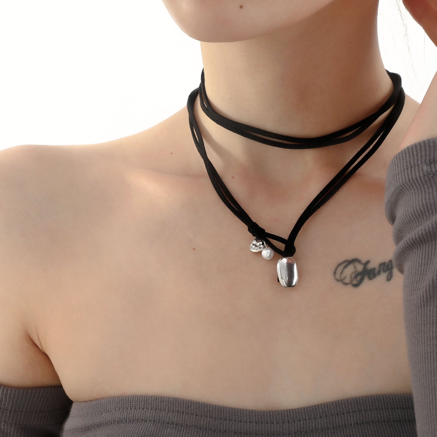 Gioiello artigianale delicato