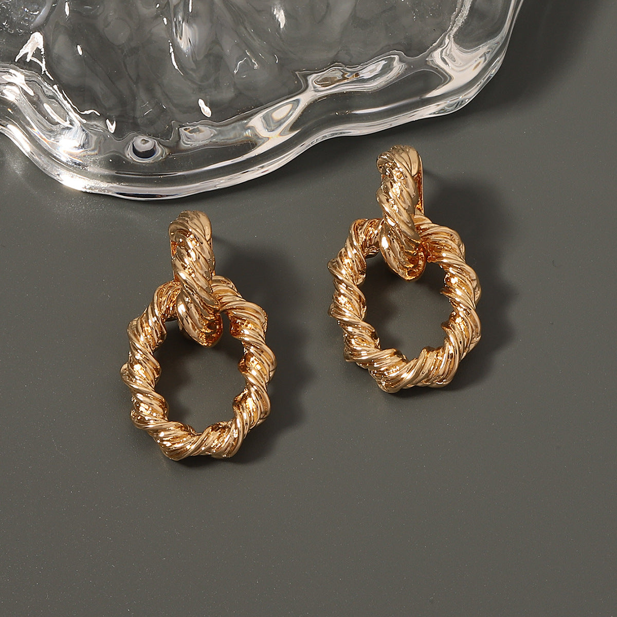 Orecchino elegante per ogni occasione