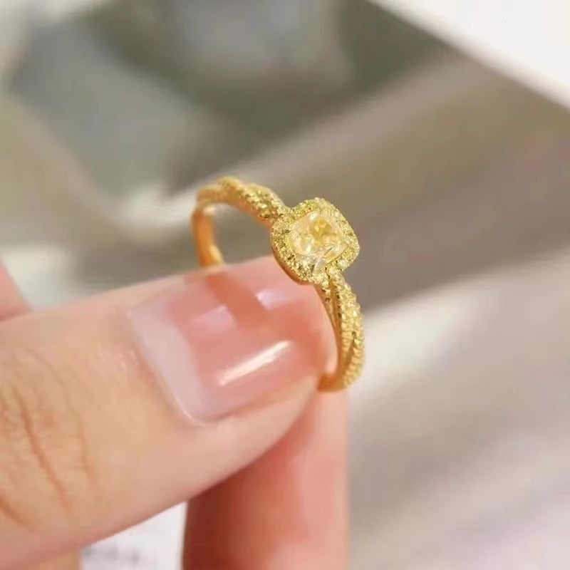 Anello elegante per ogni occasione