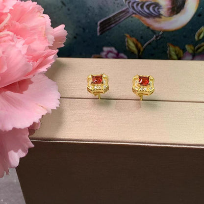 Orecchino stupendo per uso quotidiano