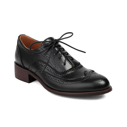 Scarpe Ortopediche Aggraziate dal Look Moderno