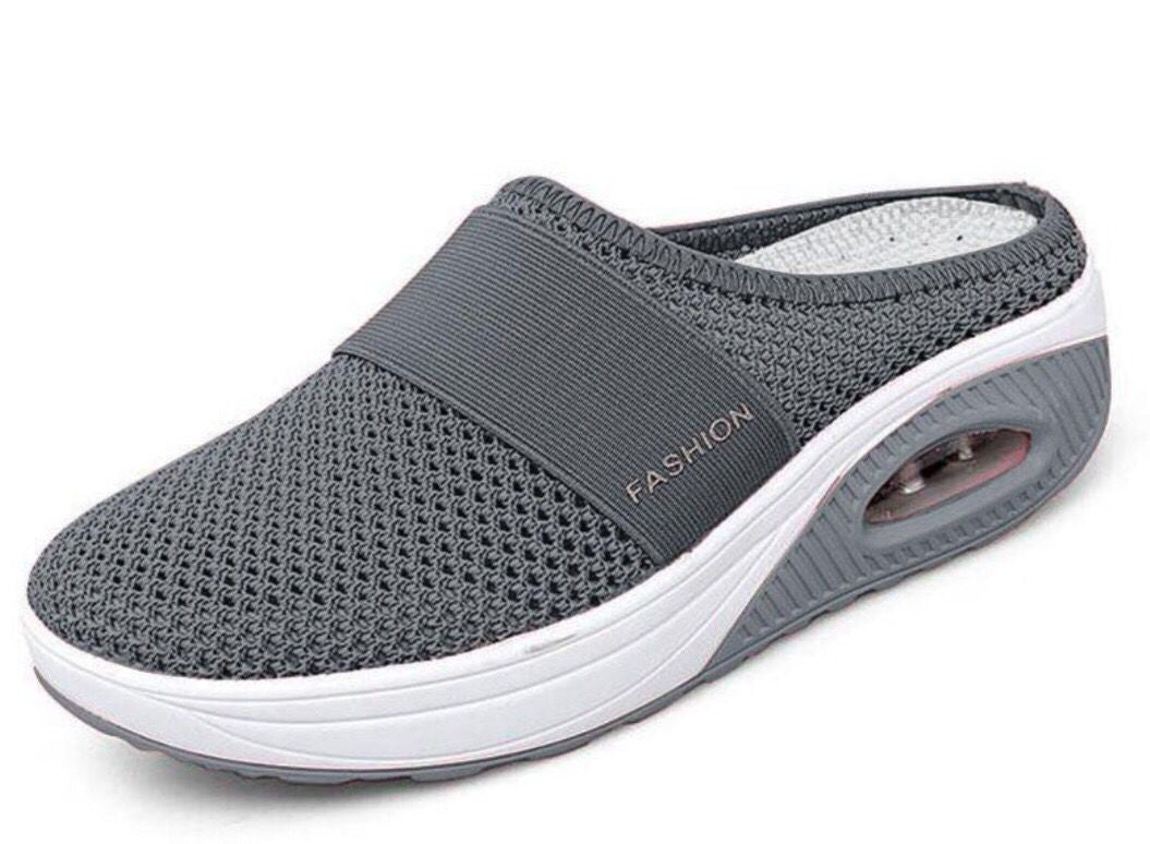 Scarpe Ortopediche Aggraziate dal Look Moderno