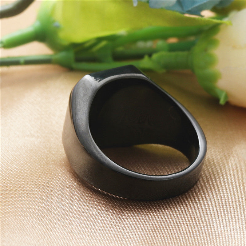 Anello affascinante per ogni occasione