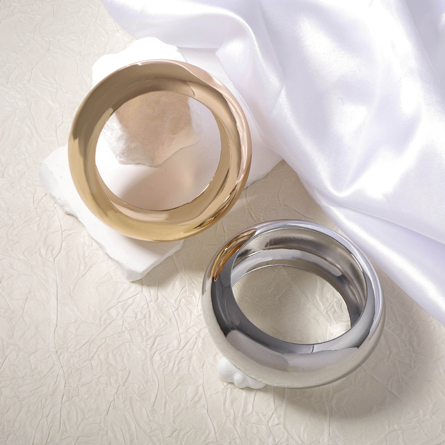 Bracciale bellissimo con stile unico