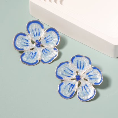 Orecchino bellissimo con stile unico