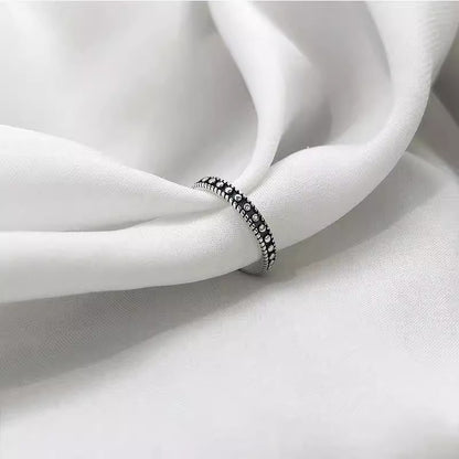 Anello bellissimo con stile unico