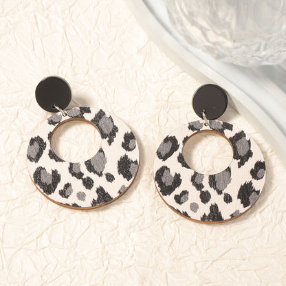 Orecchino classico dal fascino senza tempo