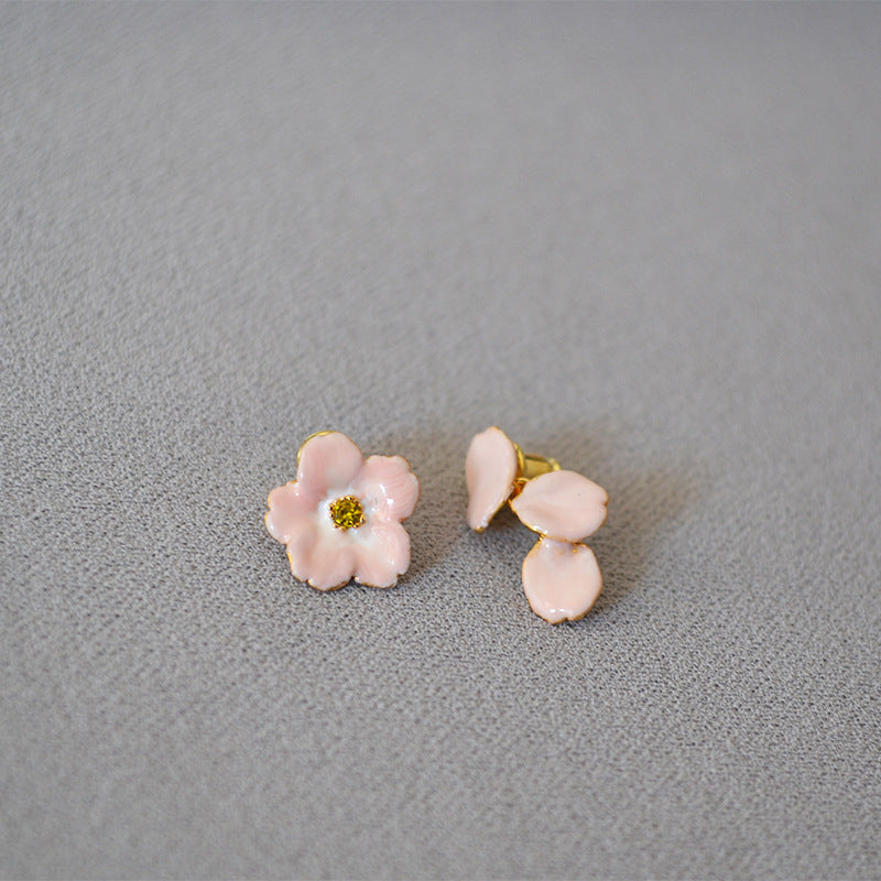 Argento Orecchino bellissimo con stile unico