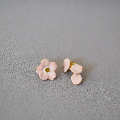 Argento Orecchino bellissimo con stile unico