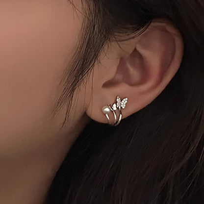 Perla Orecchino artigianale delicato