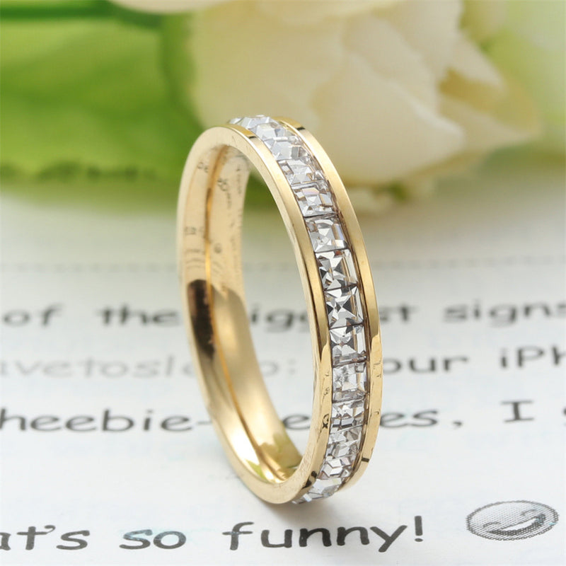 Anello artigianale delicato