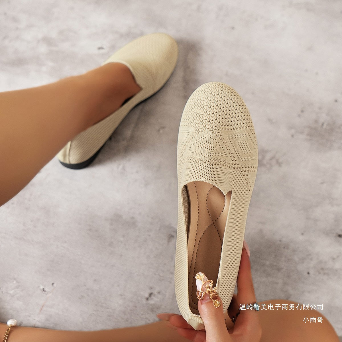 Scarpe Ortopediche Aggraziate dal Look Moderno