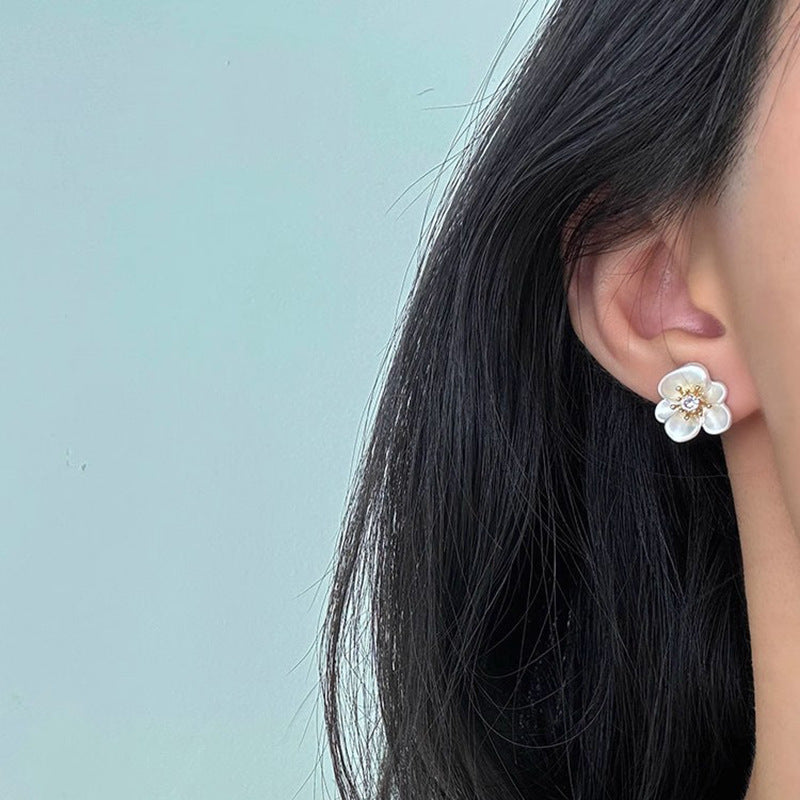 Orecchino vintage fatto a mano