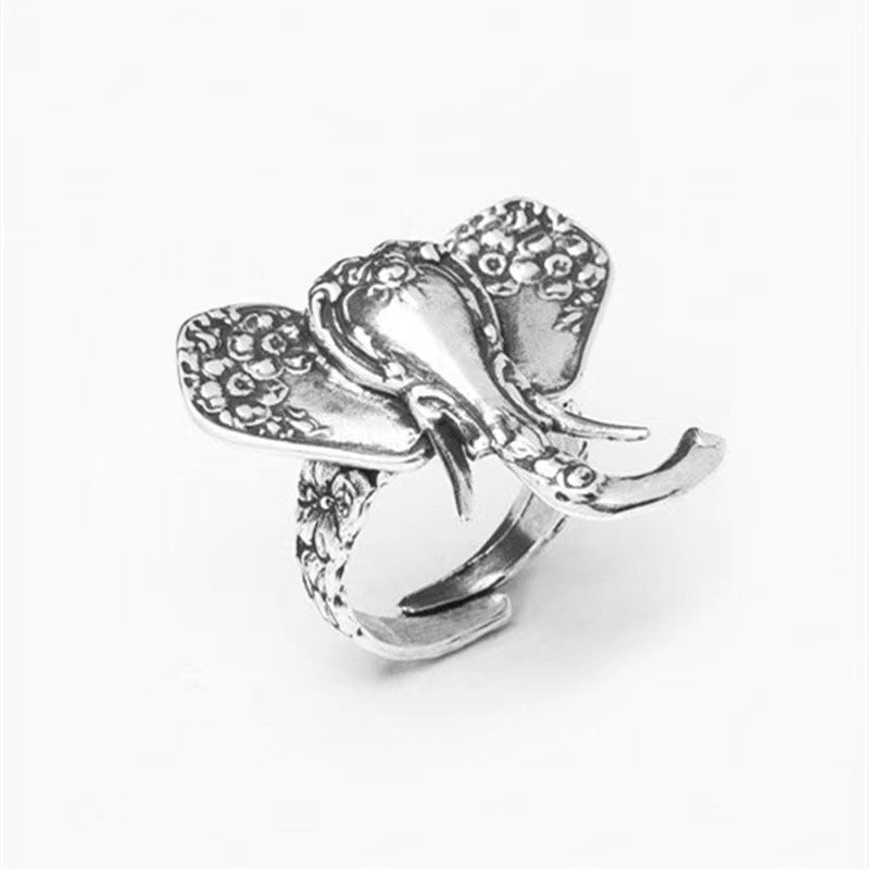 Anello classico dal fascino senza tempo