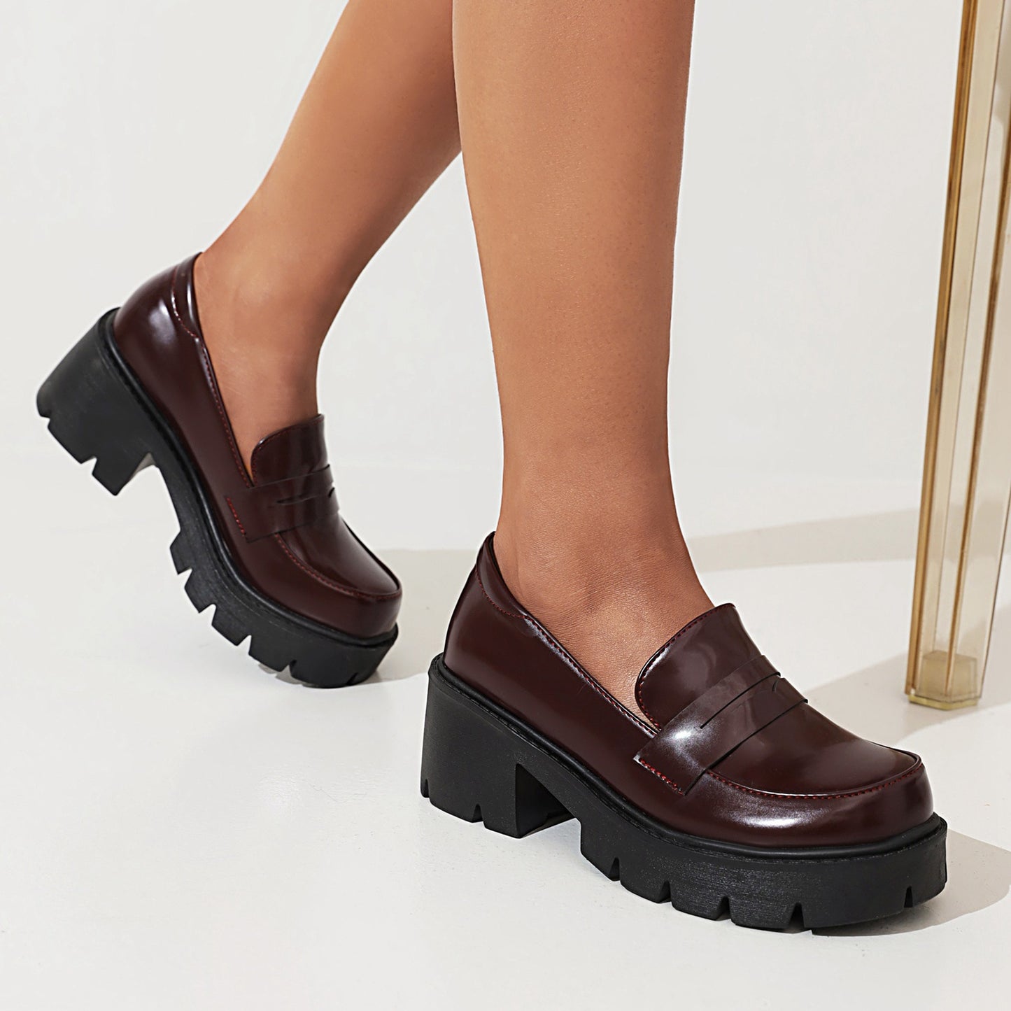 Scarpe Ortopediche Classiche con Stile Senza Tempo
