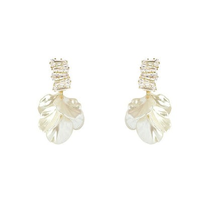 Orecchino affascinante per ogni occasione