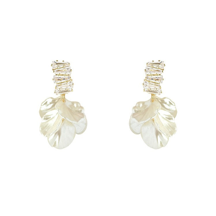 Orecchino affascinante per ogni occasione