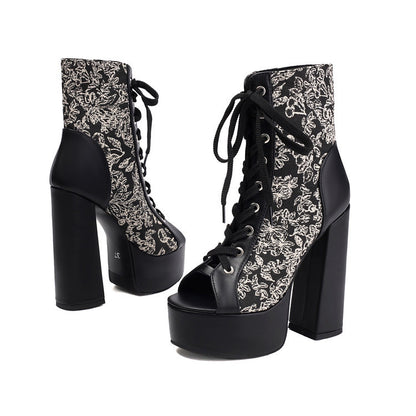 Stivali Ortopediche Aggraziate dal Look Moderno