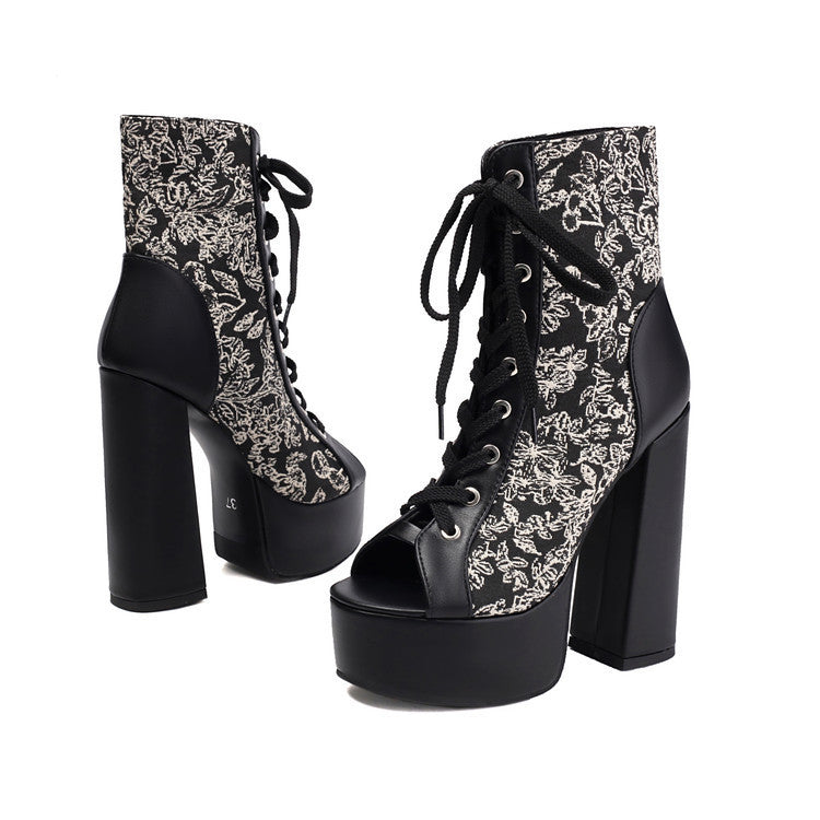 Stivali Ortopediche Aggraziate dal Look Moderno