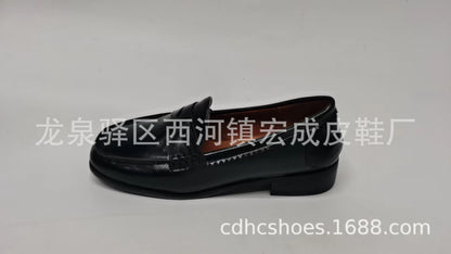 Scarpe Ortopediche Aggraziate dal Look Moderno