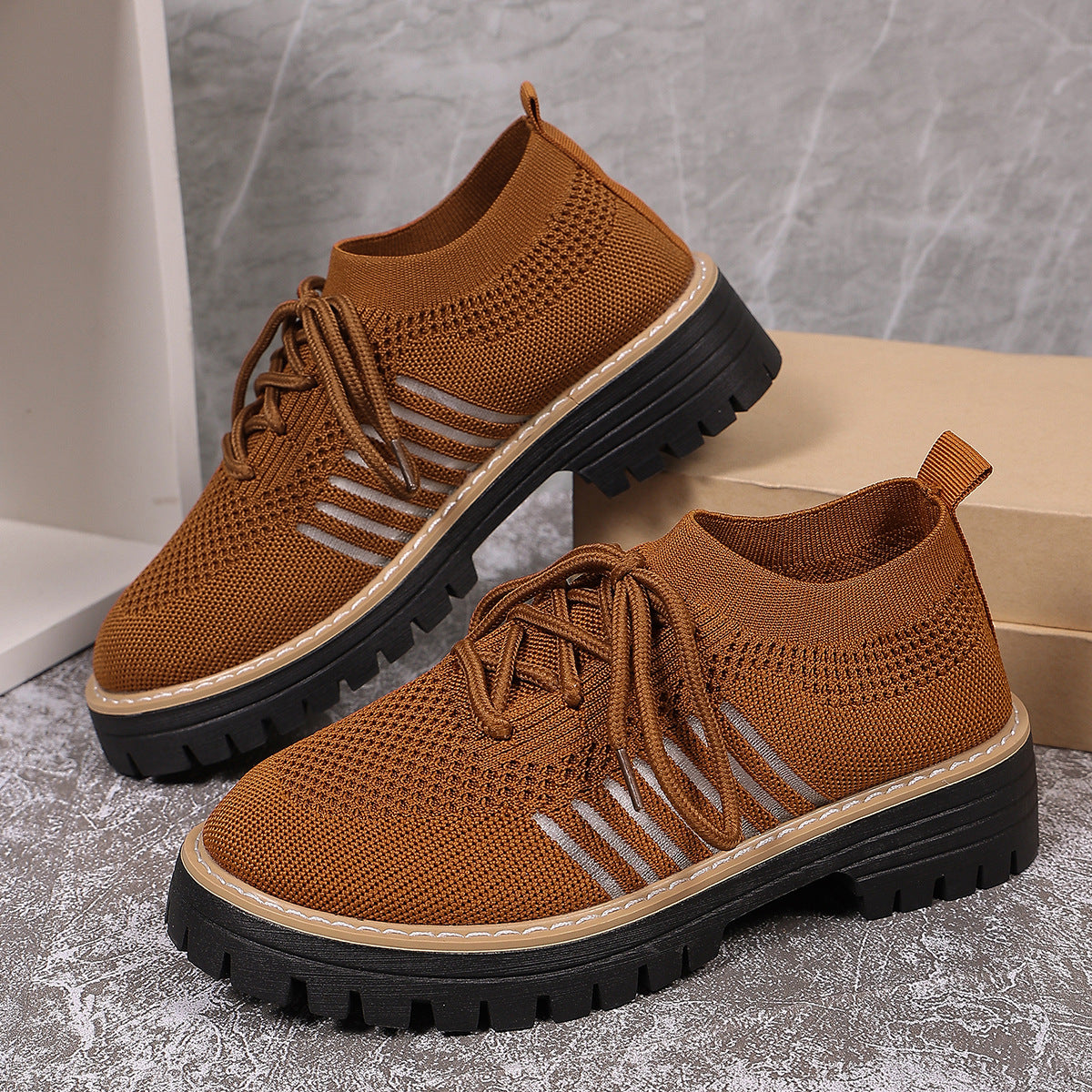 Scarpe Ortopediche Aggraziate dal Look Moderno