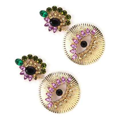 Orecchino classico dal fascino senza tempo