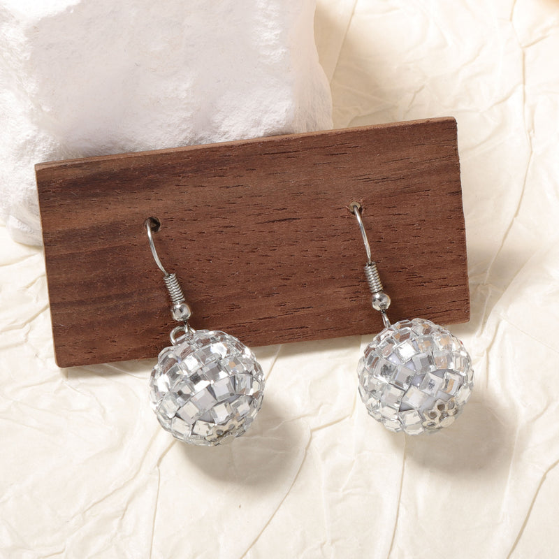 Orecchino romantico per momenti speciali