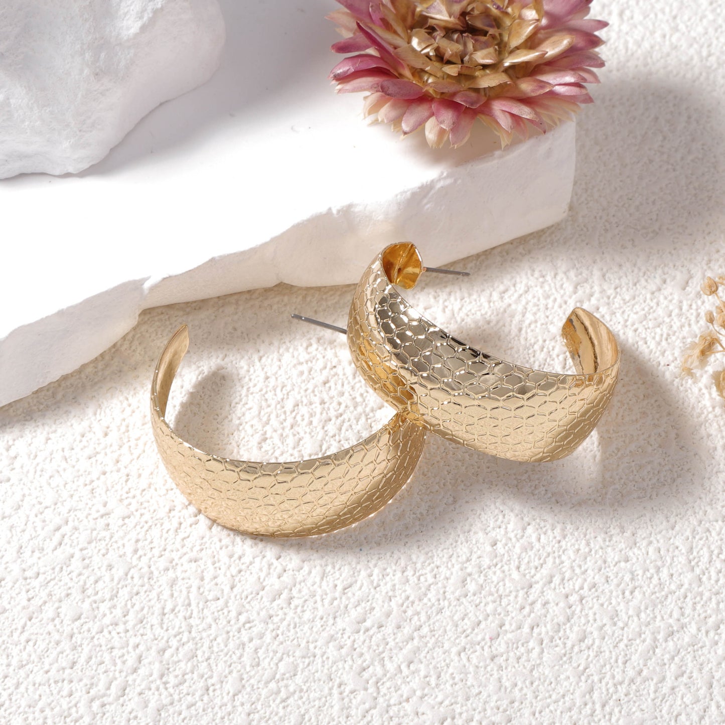 Orecchino classico dal fascino senza tempo