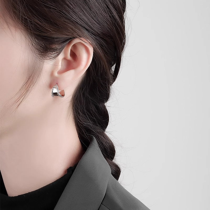 Orecchino bellissimo con stile unico