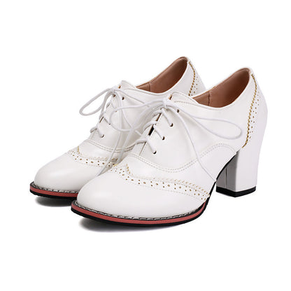 Scarpe Ortopediche Aggraziate dal Look Moderno