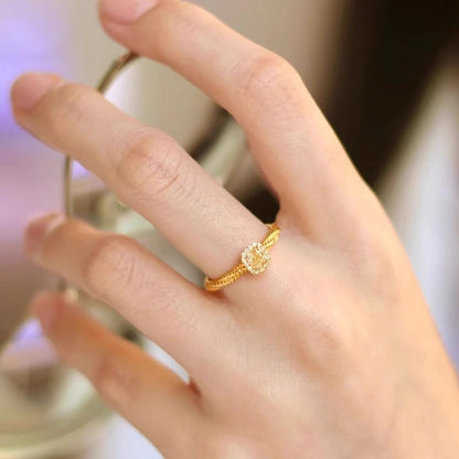 Anello elegante per ogni occasione